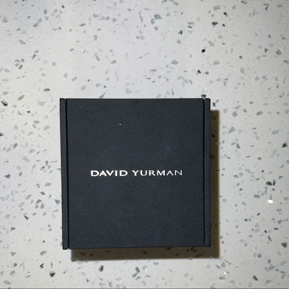 David Yurman Necklace Box and travel pouch